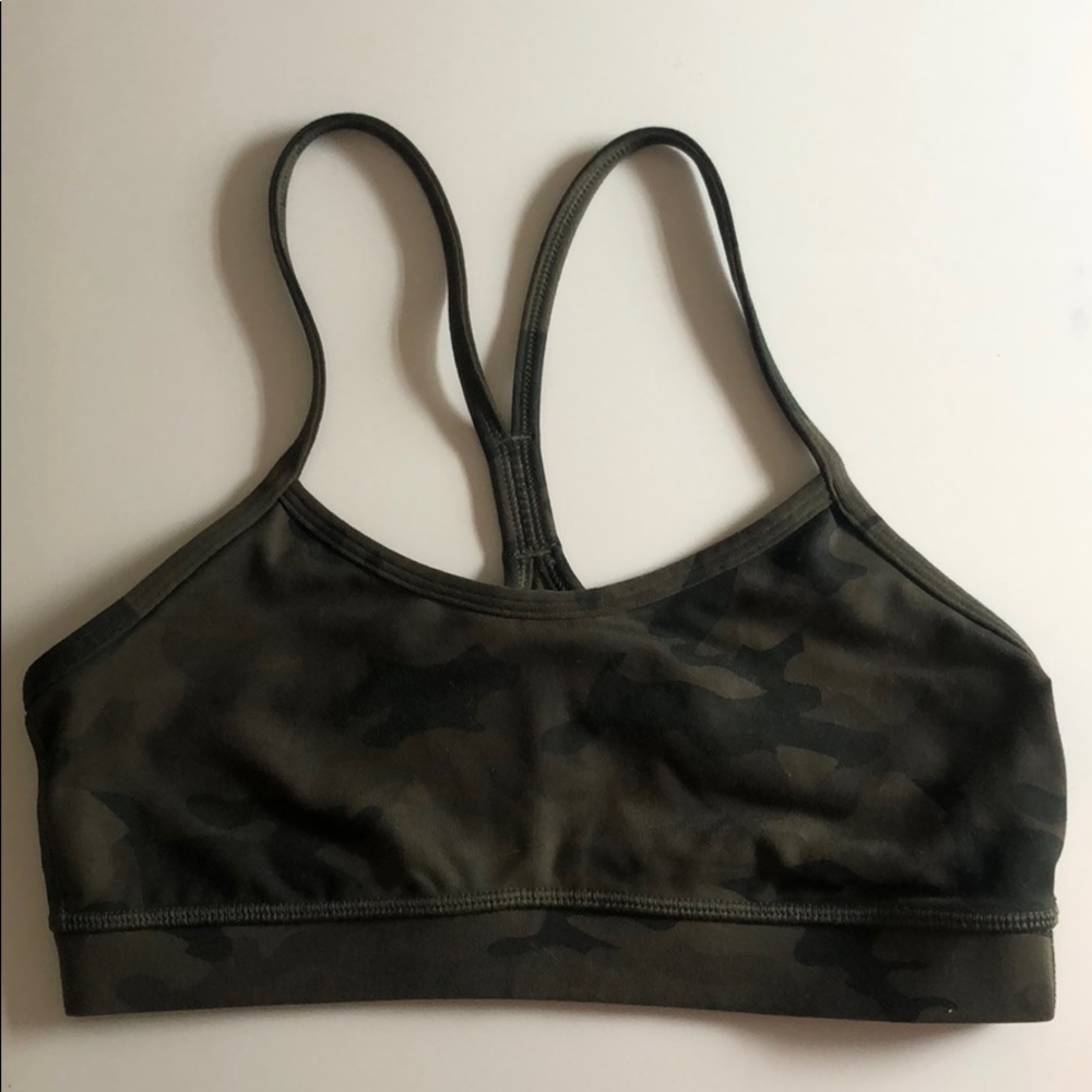 Camouflage lululemon sports bra size 4